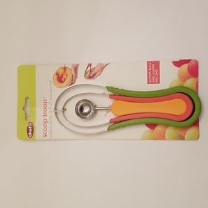 Chef'n Scoop Troop Melon baller& fruit scoops set